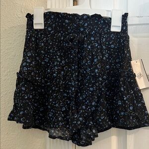Vanilla star Floral Black and Blue Women's Shorts